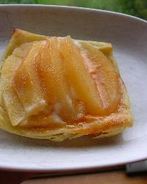 Слойки с айвой и творожной начинкой