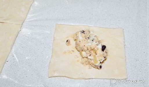 слойки с горбушей и яйцом