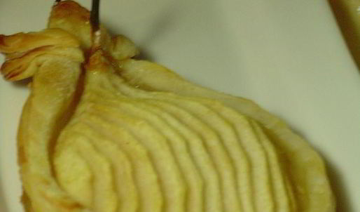 слойки с грушами и орехами