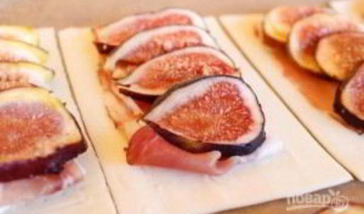 слойки с инжиром и ветчиной