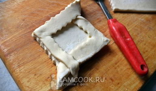 слойки с мясом dog bowl