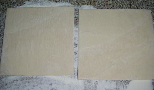 слойки с сыром и яйцом