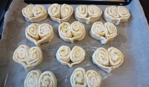 слойки с сыром