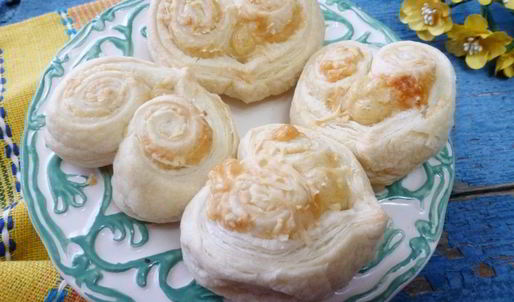 слойки с сыром