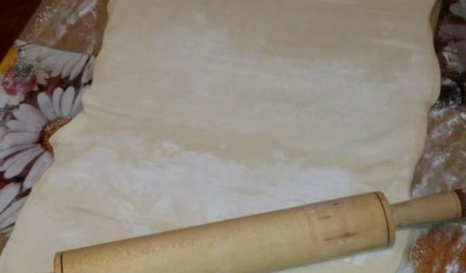 слойки вишенка из готового теста