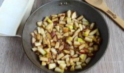 сочные слойки с яблоками