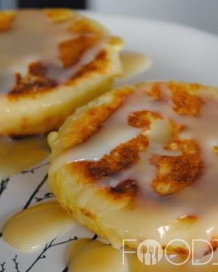 Рецепт диетических сырников в духовке