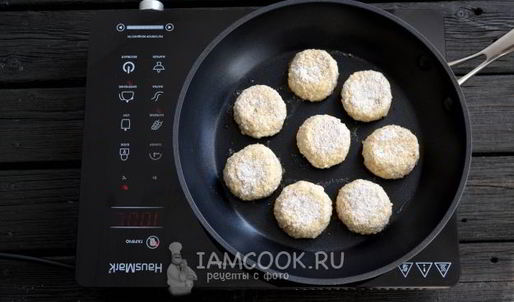 пышные сырники на сковороде