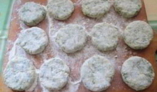 соленые сырники с зеленью