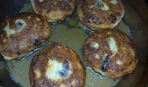 сырники с бананом и клюквой