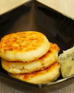 Сырники с дор блю