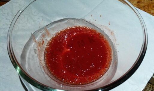 сырники с клубникой и клубничным сиропом