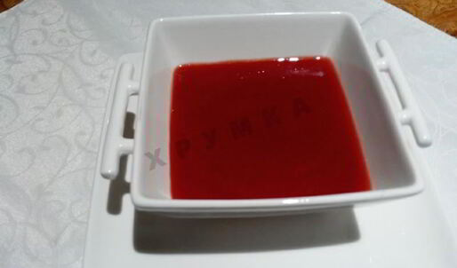 сырники с клубникой и клубничным сиропом