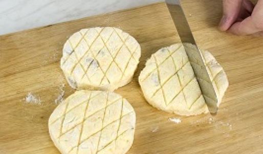 сырники с морковью и изюмом