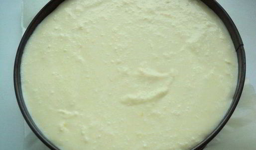 творожник с абрикосами и вишней