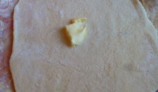 быстрое слоеное тесто на закваске