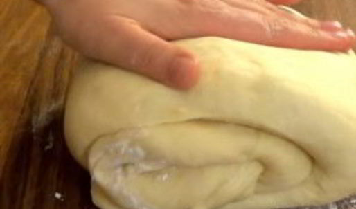 сдобное дрожжевое тесто на сметане