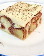 Бисквитный торт с масляным кремом и яблоками