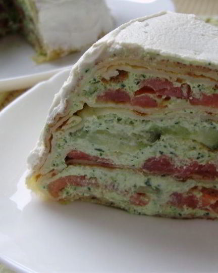 Рецепт блинного торта из семги