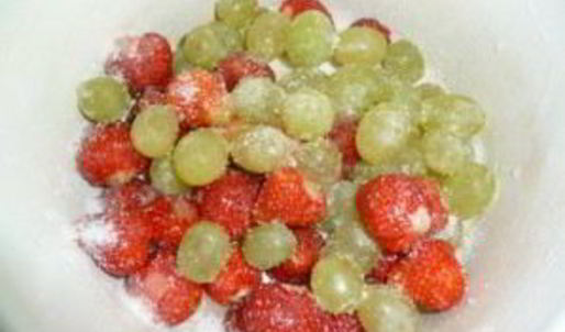 открытый торт с фруктами