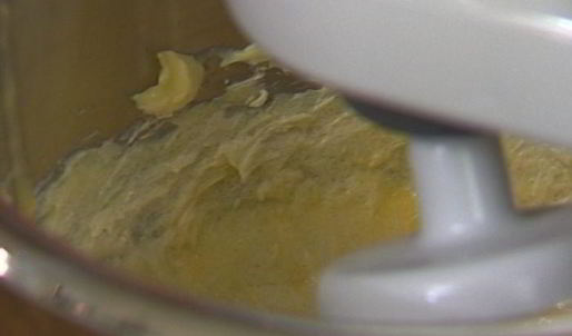 шоколадно-медовый торт в шоколадной глазури