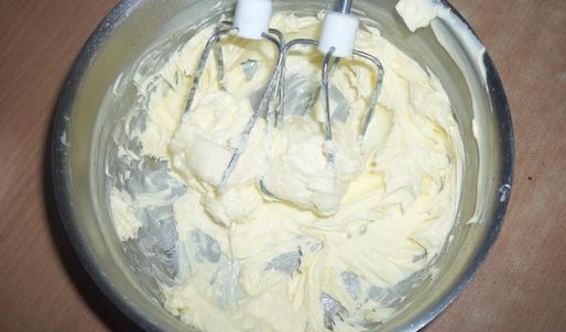 торт чемодан