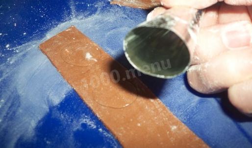 торт чемодан