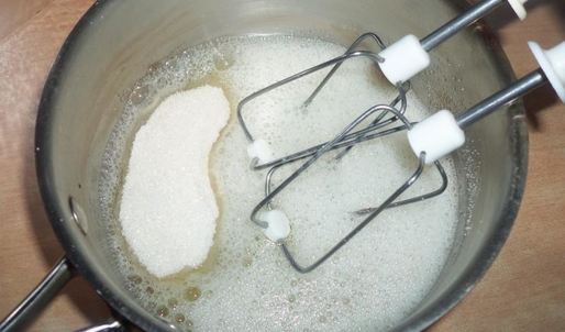 торт чемодан