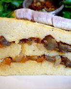 Торт из поленты и овощного рагу Солнечный корабль