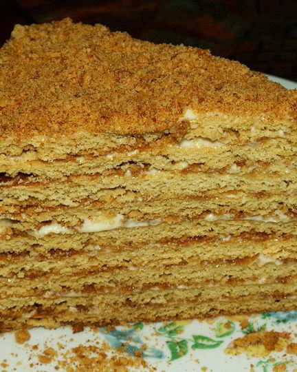 Рецепт торта медовик со сгущенкой