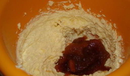 торт птичье молоко с яблочным пюре