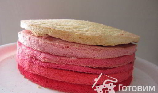 торт розовый