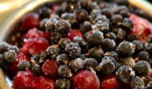 торт ягодная корзина