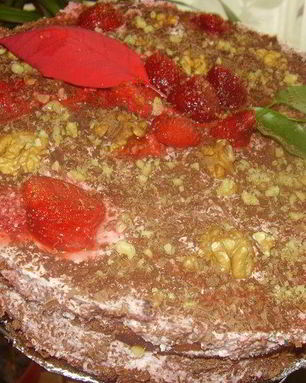 Творожный торт с клубникой