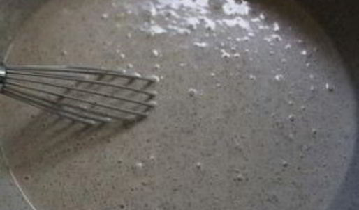 бельгийские вафли с черничным соусом