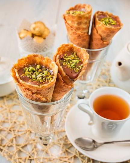 Рецепт вафельных трубочек с заварным шоколадным кремом