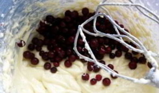 венские вафли с брусникой на кукурузной муке