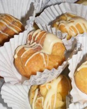 Профитроли c кремом из сгущенки