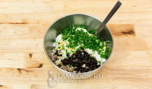 профитроли с печенью трески