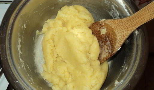 профитроли с ванильным заварным кремом