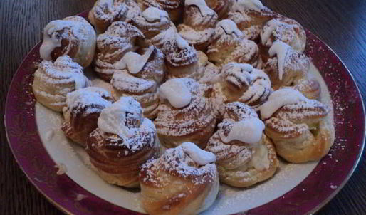 профитроли с ванильным заварным кремом