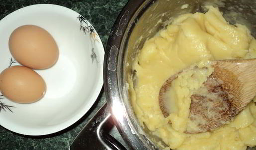 профитроли с ванильным заварным кремом