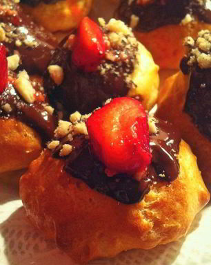 Профитроли с заварный кремом