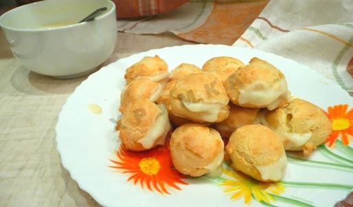 профитроли с заварным кремом