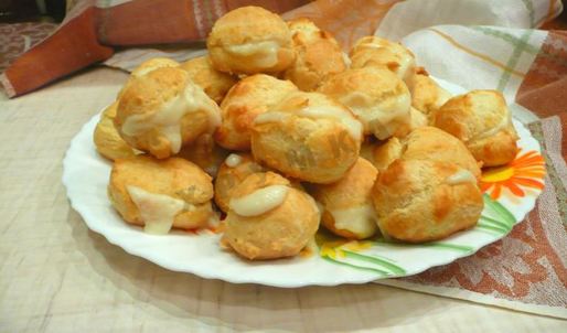 профитроли с заварным кремом