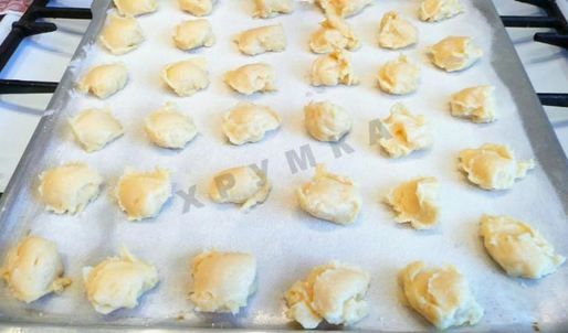 профитроли с заварным кремом