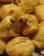 Профитроли со сгущенкой