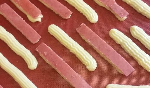 эклеры малиновая роза