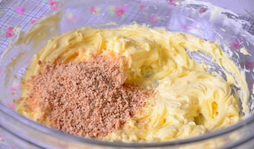 эклеры ореховые