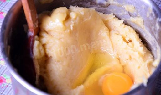 эклеры ореховые